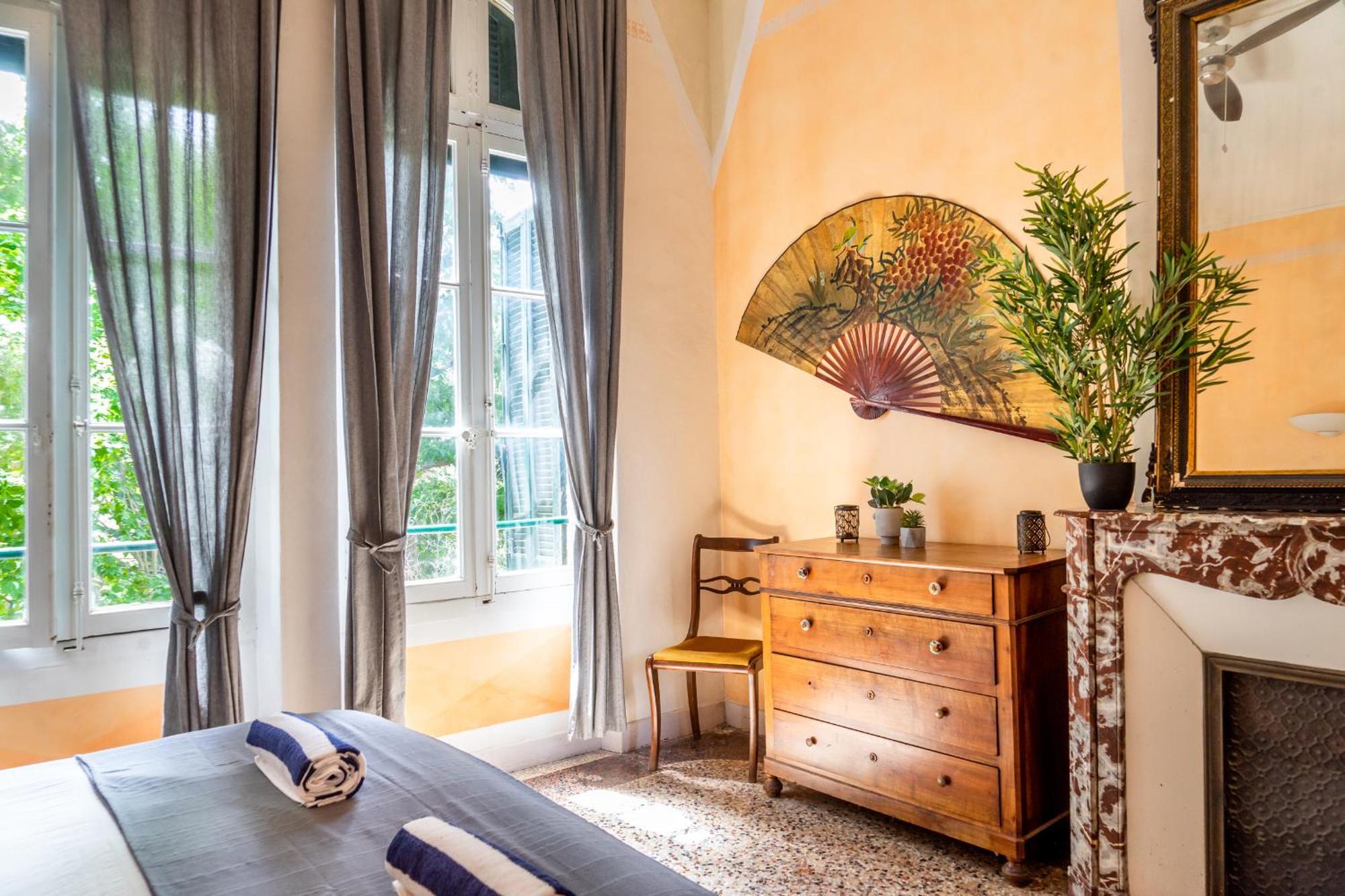 Ultimate Relaxation For Family Or Group At Renowned Couvent Des Ursulines, A Tranquil Escape In Historic Pezenas 빌라 객실 사진