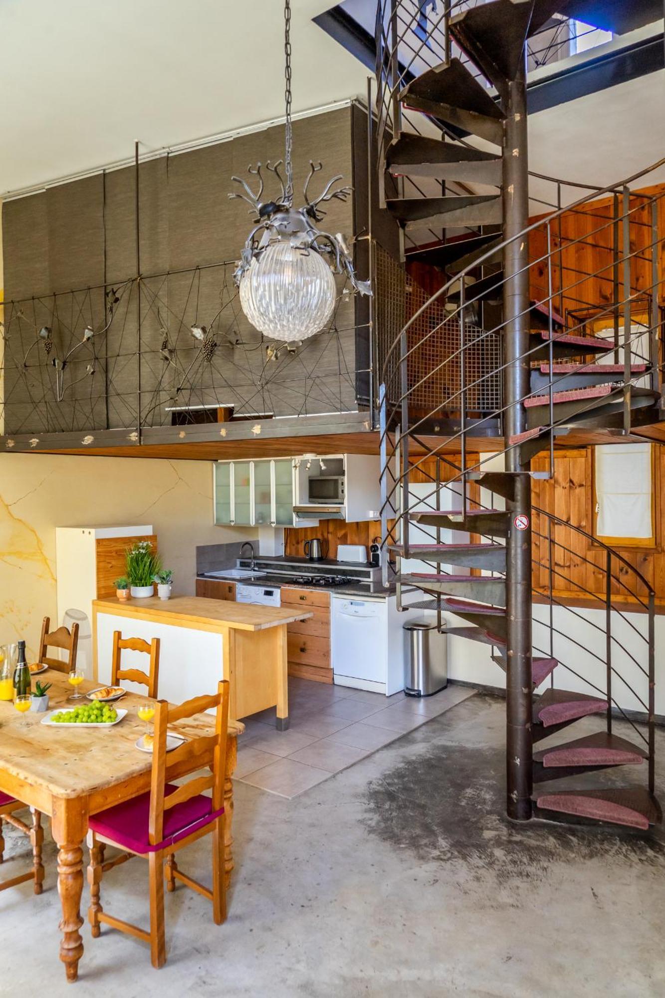 Ultimate Relaxation For Family Or Group At Renowned Couvent Des Ursulines, A Tranquil Escape In Historic Pezenas 빌라 객실 사진