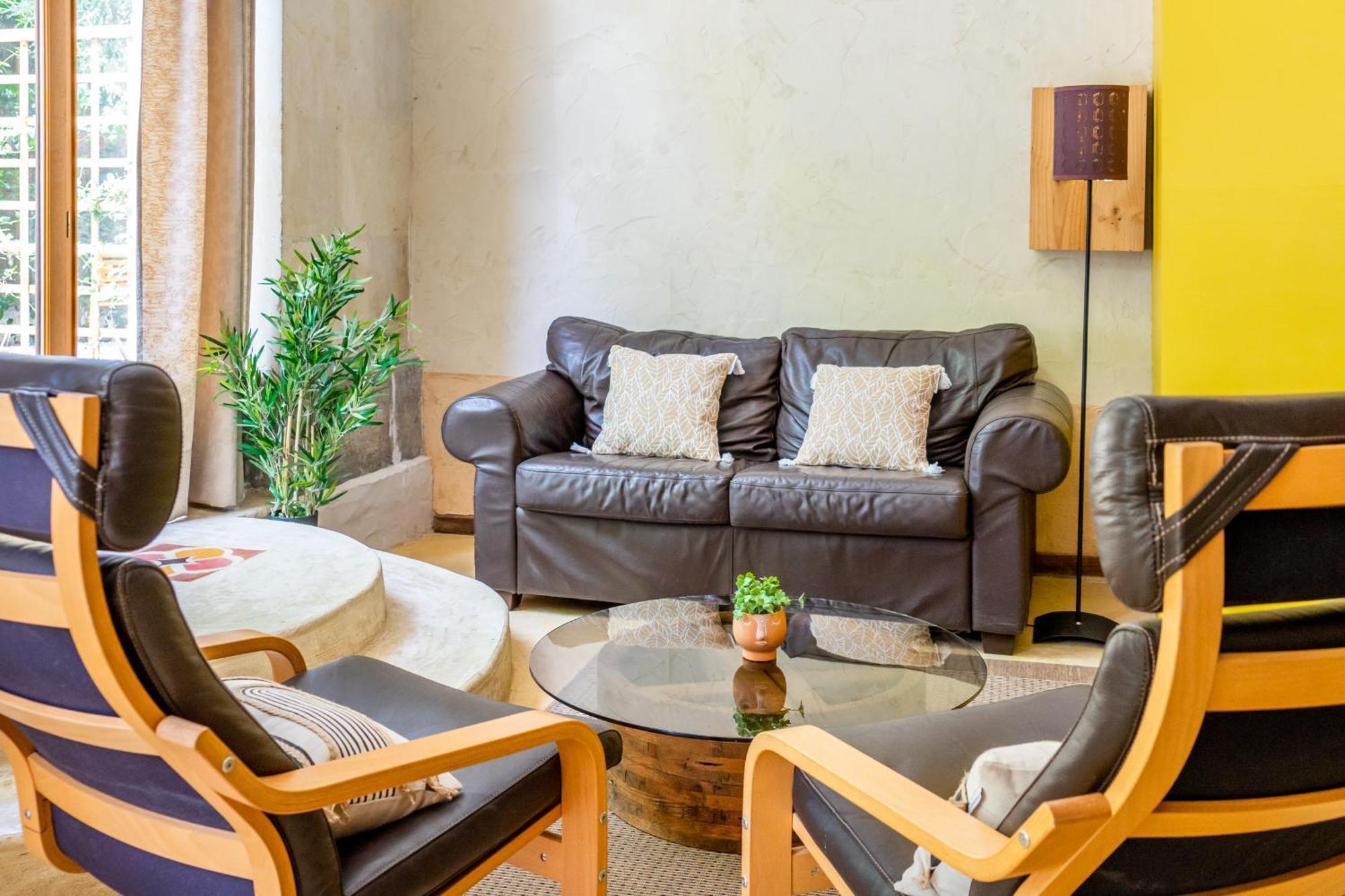 Ultimate Relaxation For Family Or Group At Renowned Couvent Des Ursulines, A Tranquil Escape In Historic Pezenas 빌라 객실 사진