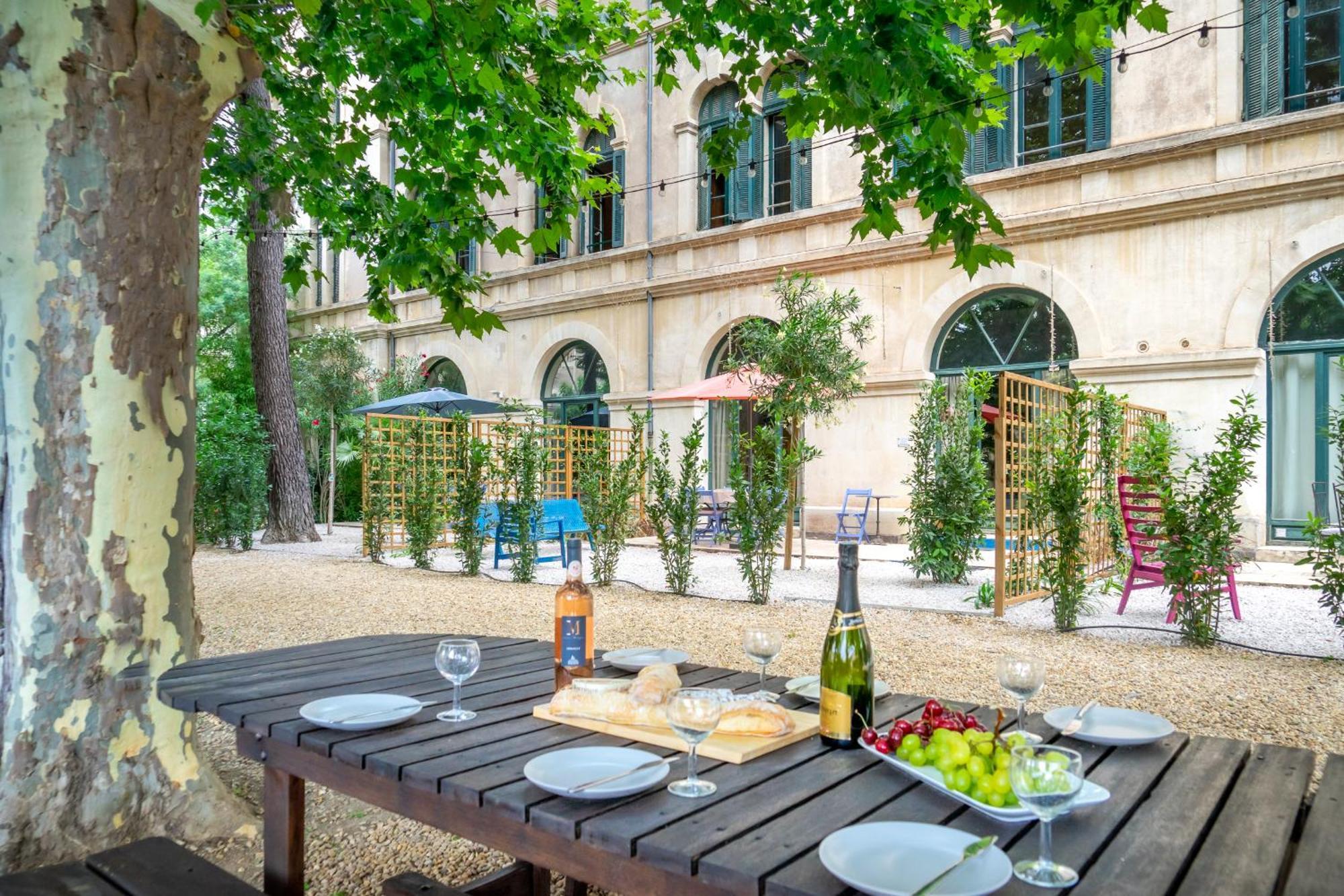 Ultimate Relaxation For Family Or Group At Renowned Couvent Des Ursulines, A Tranquil Escape In Historic Pezenas 빌라 객실 사진